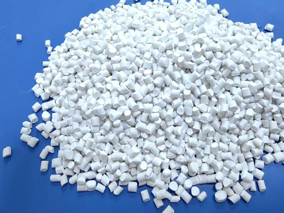 Pearlescent Masterbatches